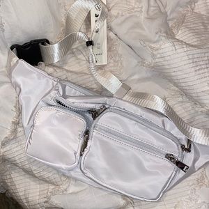 white belt bag
